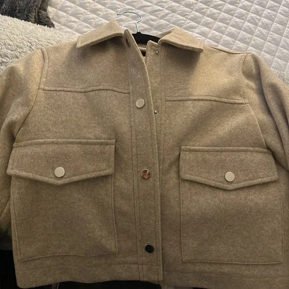 Zara Beige Fall Short Jacket - Picture 2 of 2